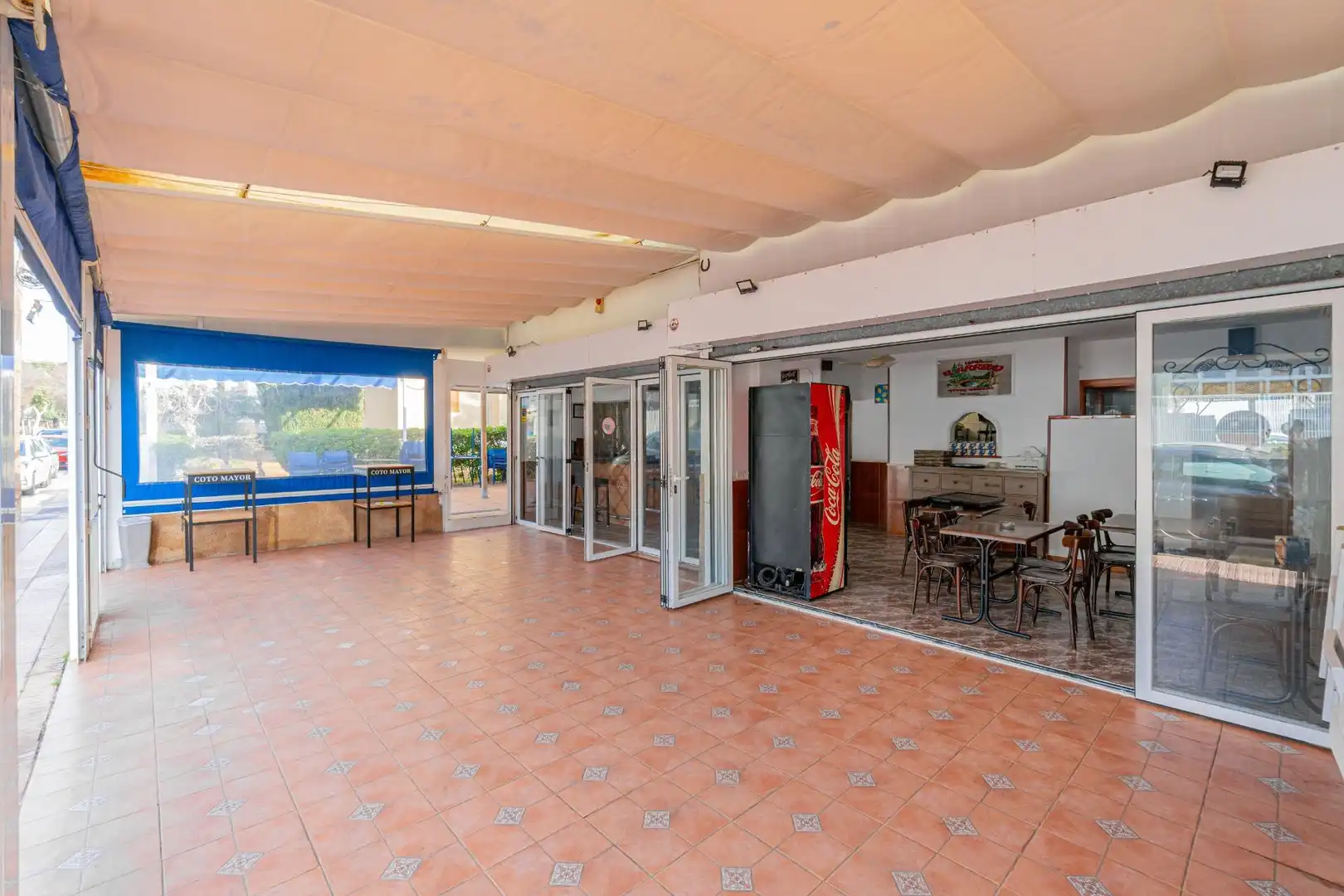 Local de alquiler en Calvià con Terraza y Amueblado