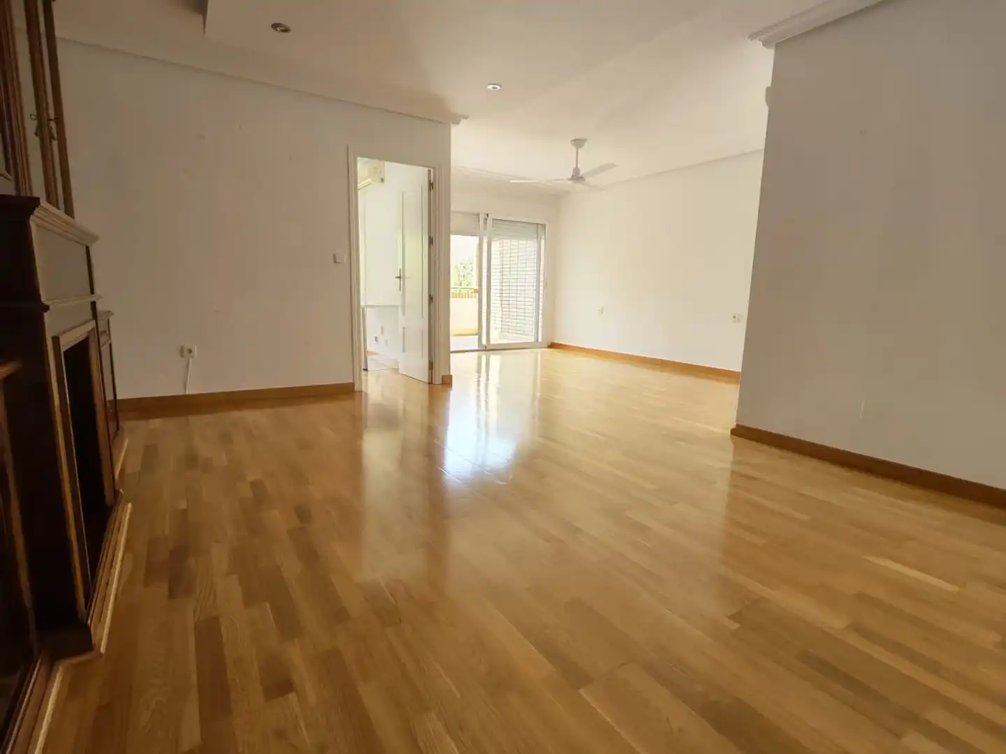 Piso con terraza en alquiler en Centro