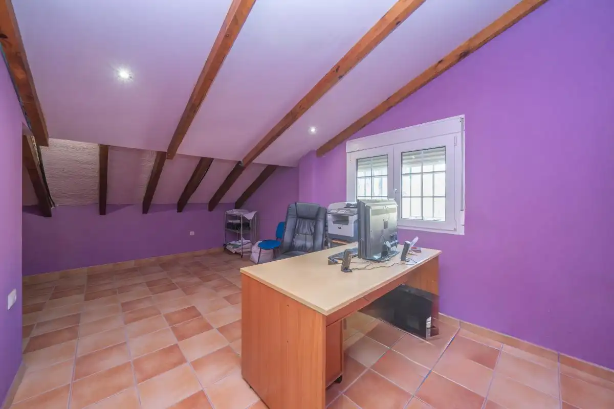 Houses for sale in San Vicente del Raspeig / Sant Vicent del Raspeig  with Air Conditioner, Heating and Private garden