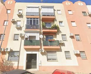 Exterior view of Flat for sale in Dos Hermanas  with Swimming Pool