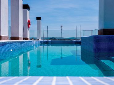 Attico con piscina in vendita a Levante