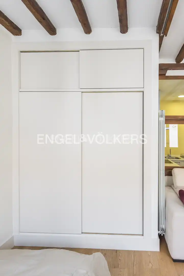 Exterior view of Attic for rent in Madrid  with Air Conditioner, Heating and Parquet flooring