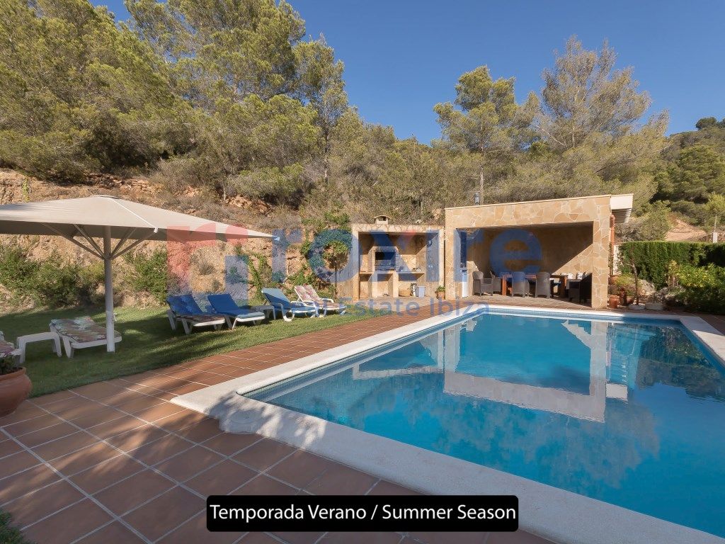 Swimming pool of Country house to rent in Sant Josep de sa Talaia  with Air Conditioner, Private garden and Terrace