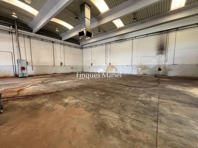 Nave industrial en Alquiler en Banyoles
