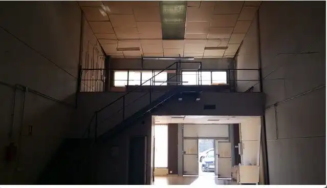 Nave industrielle à vendre à Cerro - Amate