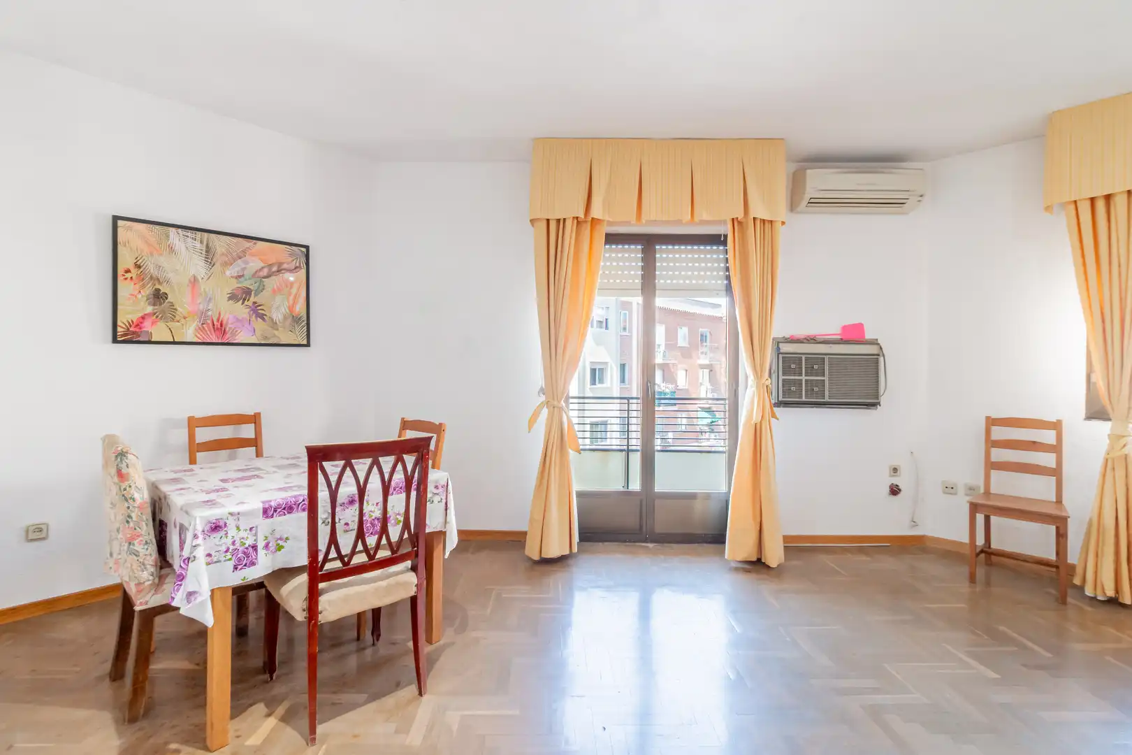 Wohnzimmer von Wohnung zum Verkauf in Madrid mit Heizung und Terrasse