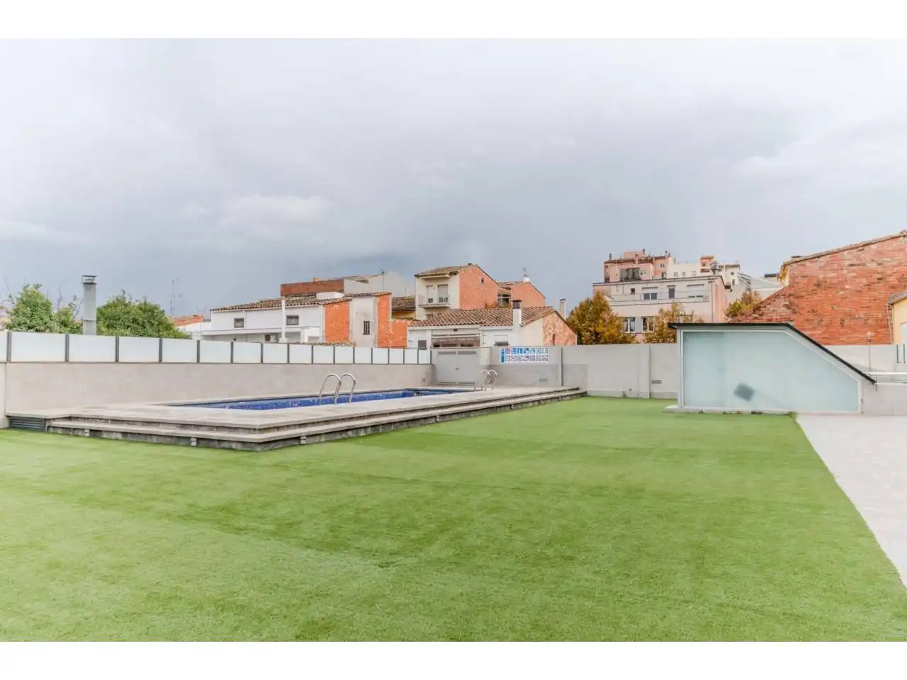 Piscina de Dúplex en venda en Salt amb Aire condicionat, Calefacció i Traster