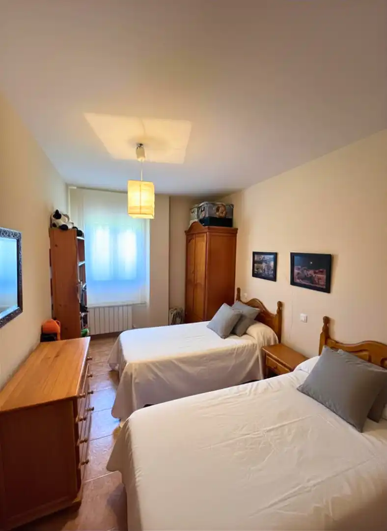 Bedroom of Detached homes for sale in Alcázar de San Juan  with Private garden and Community pool
