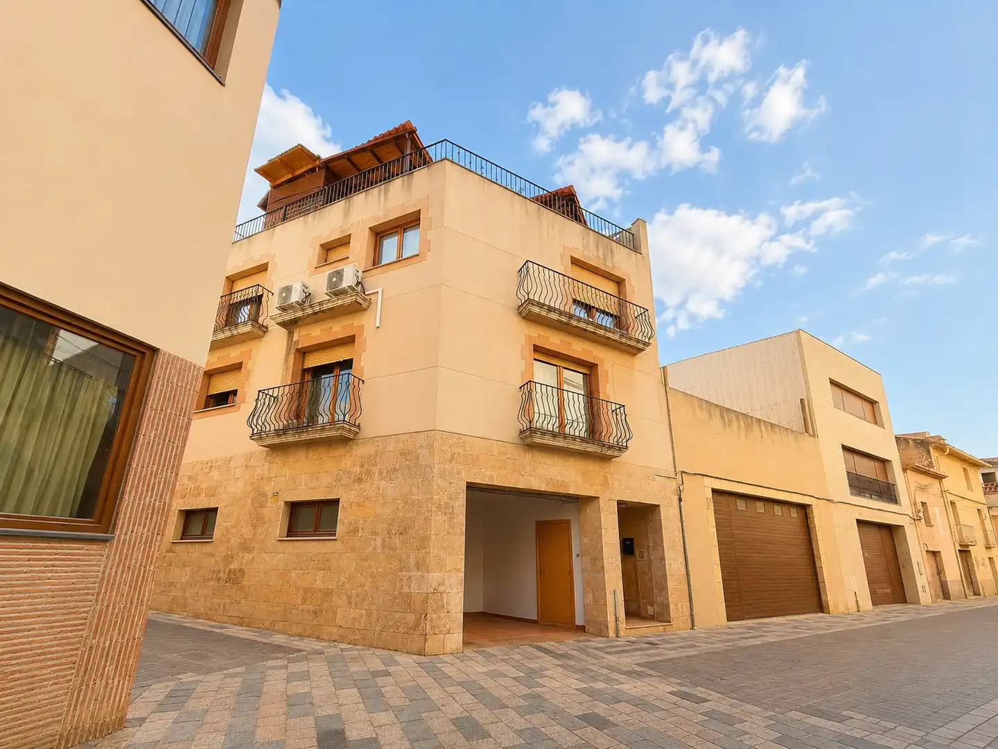 Exterior view of Houses for sale in Vila-seca  with Air Conditioner, Heating and Parquet flooring