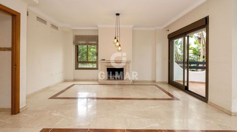 Foto 5 de Casa adosada en venta en Nagüeles Alto, Marbella