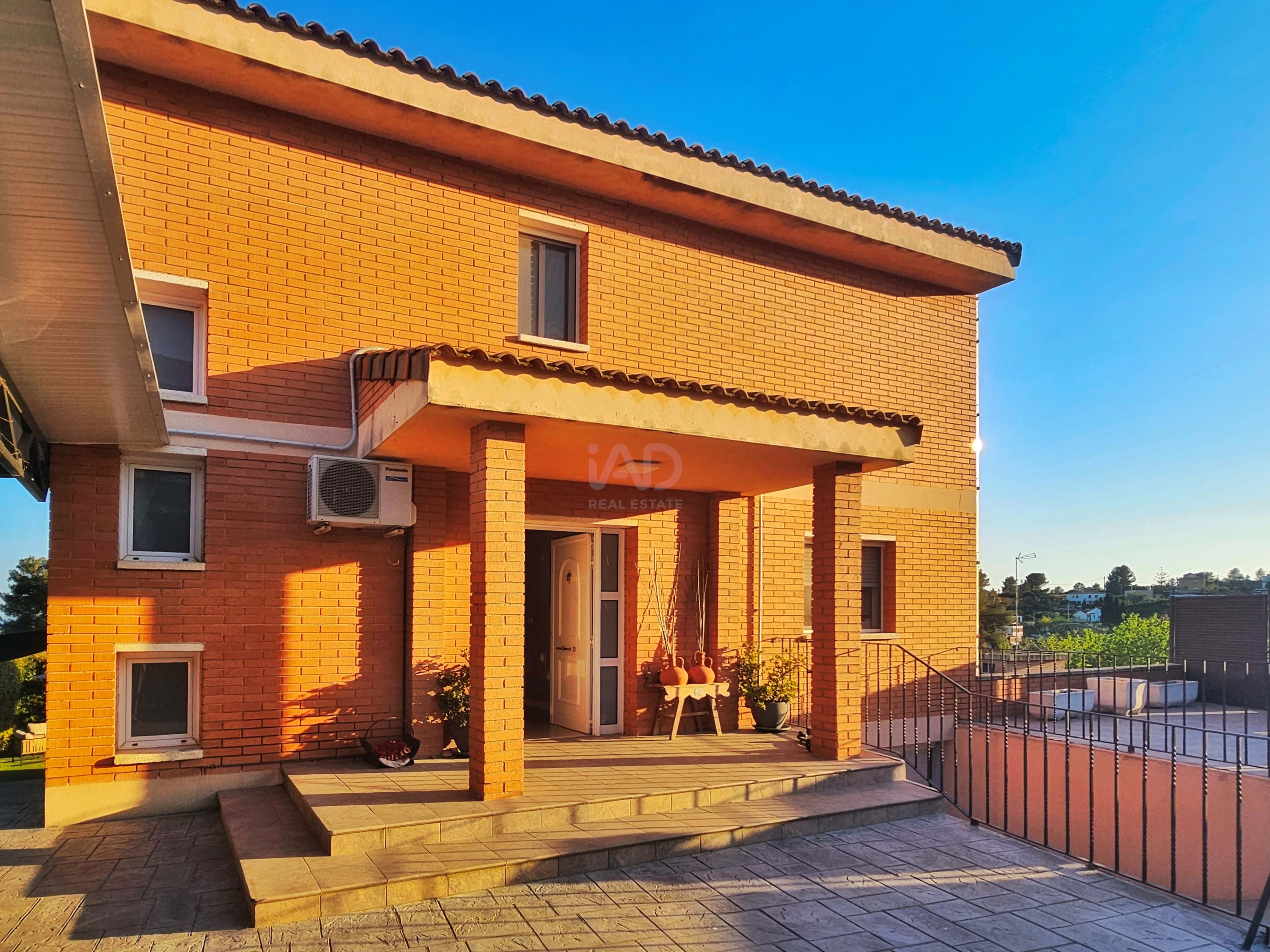 Vista exterior de Casa o xalet en venda en  Tarragona Capital amb Aire condicionat, Calefacció i Piscina