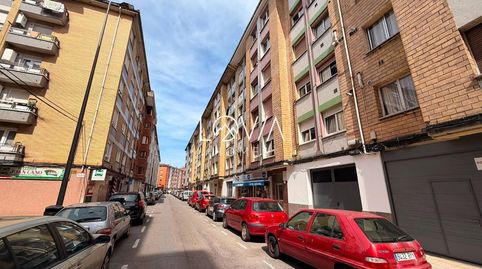 Foto 3 de Piso en venta en Ampurdán, Pumarín, Gijón