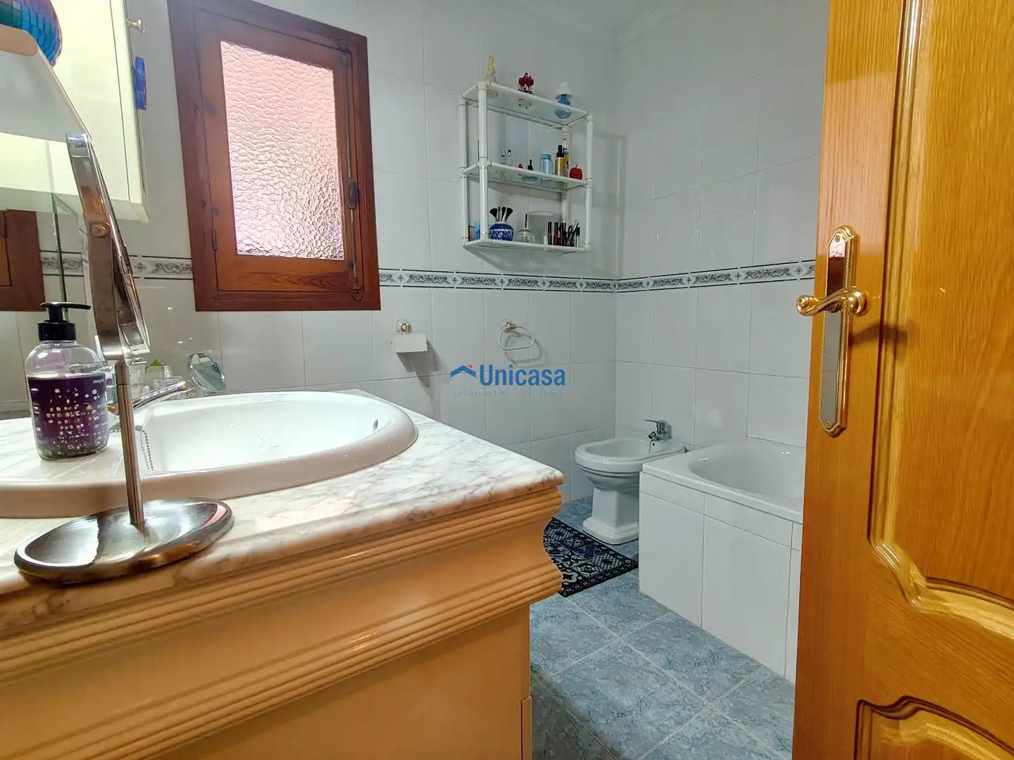 Baño de Piso en venta en Málaga con Aire acondicionado y Amueblado