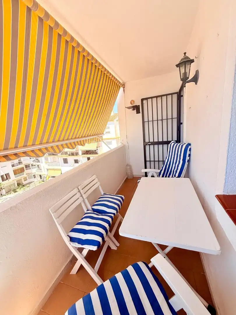 Terrassa de Apartament de lloguer en Vélez-Málaga amb Piscina comunitària
