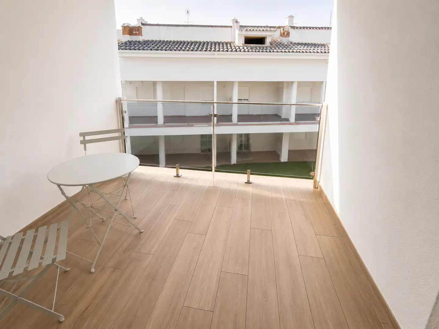 Terraza de Piso de alquiler en Alcázar de San Juan con Amueblado y Piscina comunitaria
