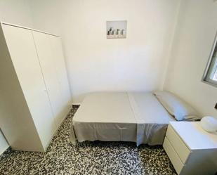 Flat to share in La Creu Coberta