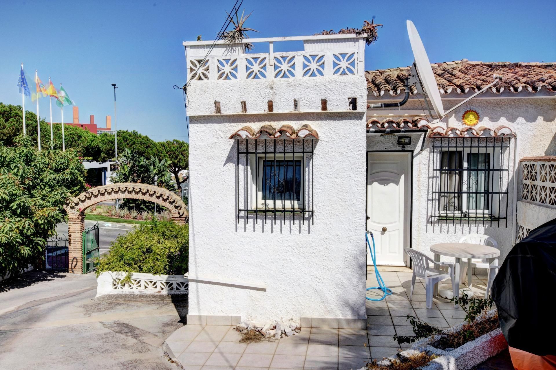 Exterior view of Apartment for sale in Benalmádena  with Air Conditioner, Heating and Terrace