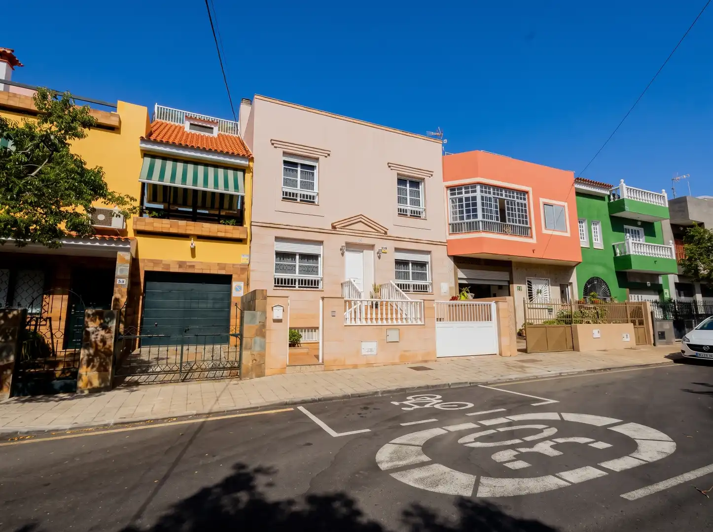 Vista exterior de Casa o xalet en venda en San Cristóbal de la Laguna amb Terrassa i Traster