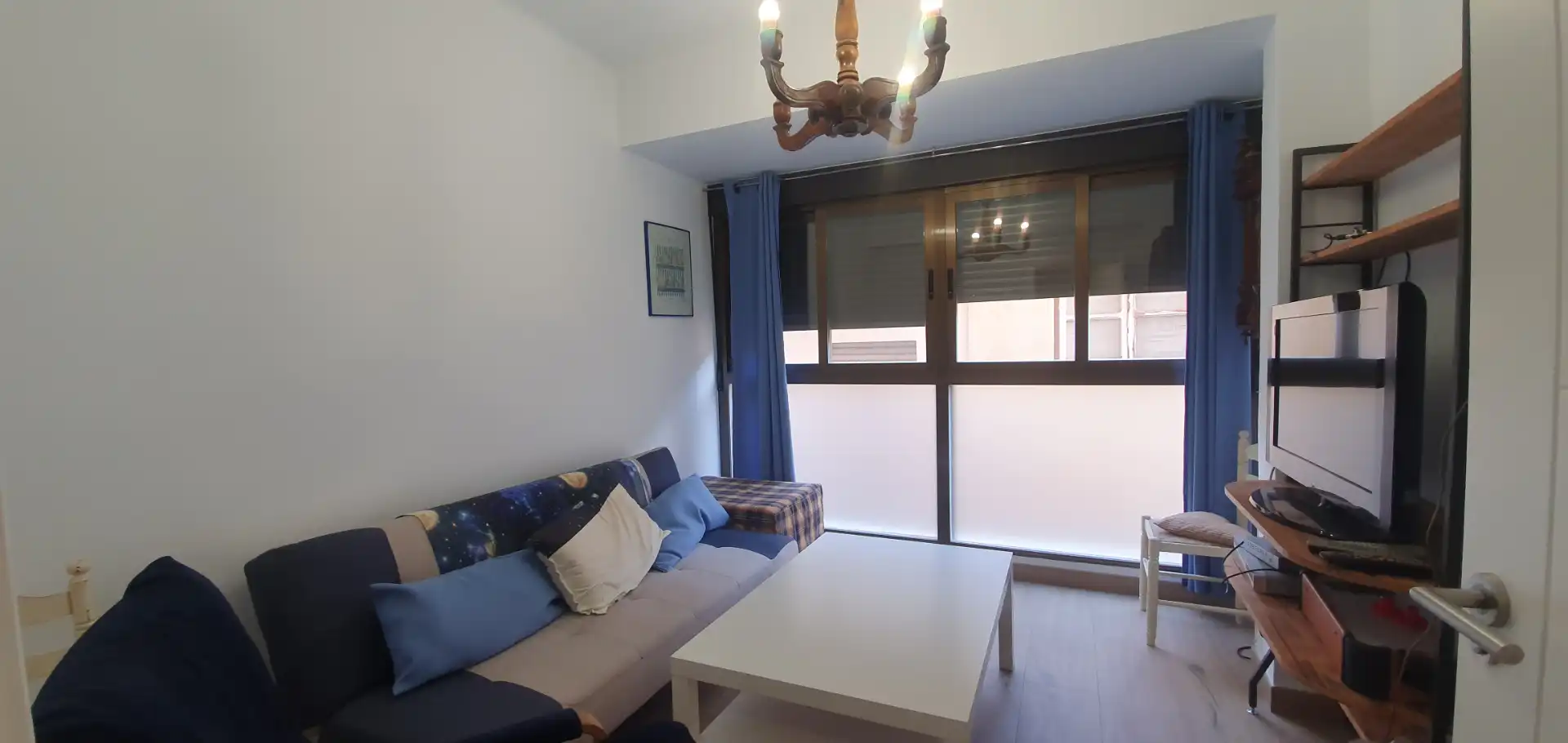 Living room of Flat for rent in Guadix  with Heating, Terrace and Storage room