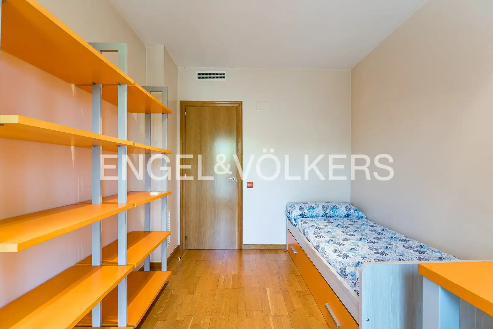 Bedroom of Flat for sale in Gavà  with Air Conditioner, Heating and Parquet flooring