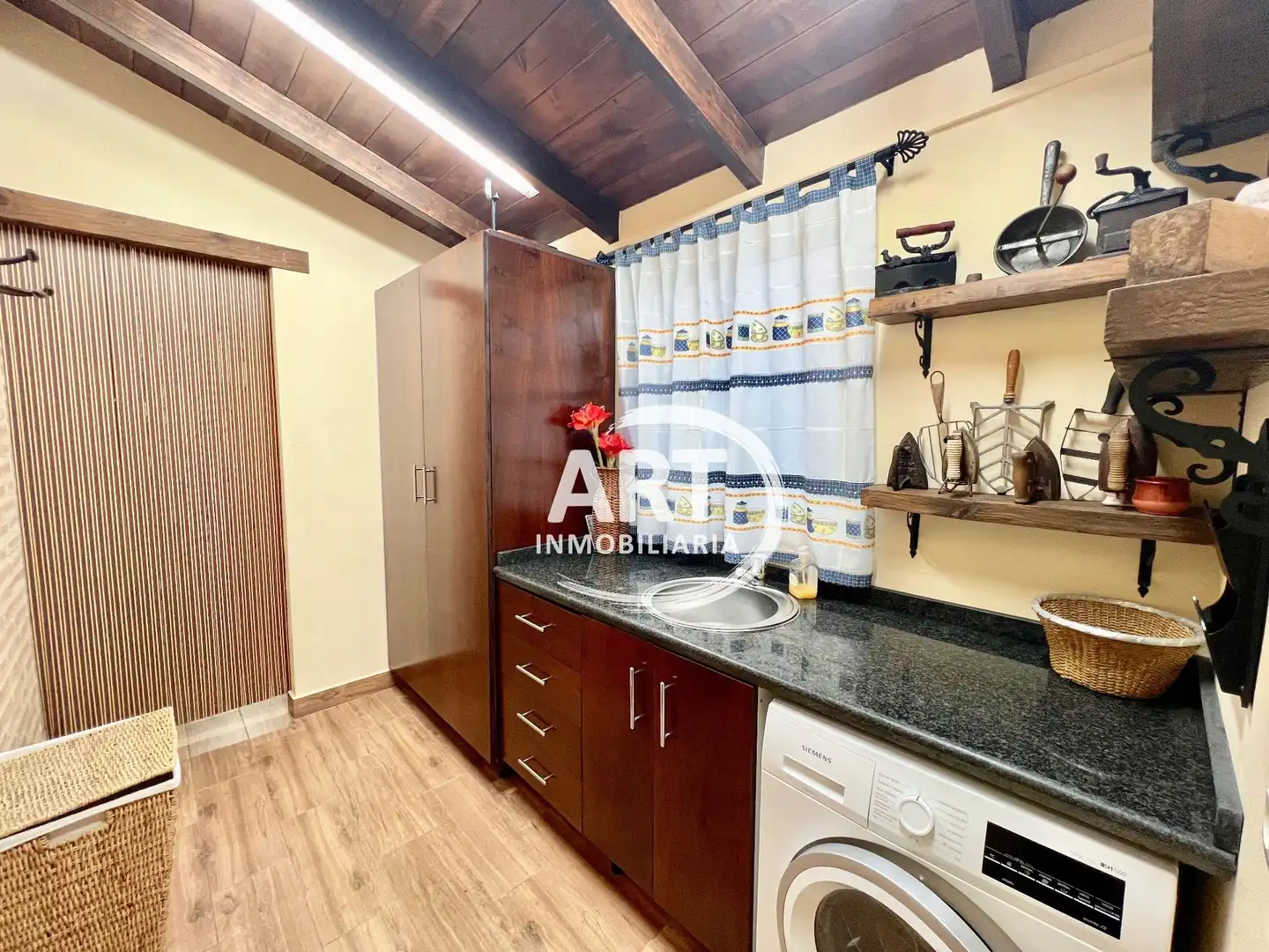 Cuina de Casa o xalet en venda en Picassent amb Aire condicionat, Jardí privat i Terrassa