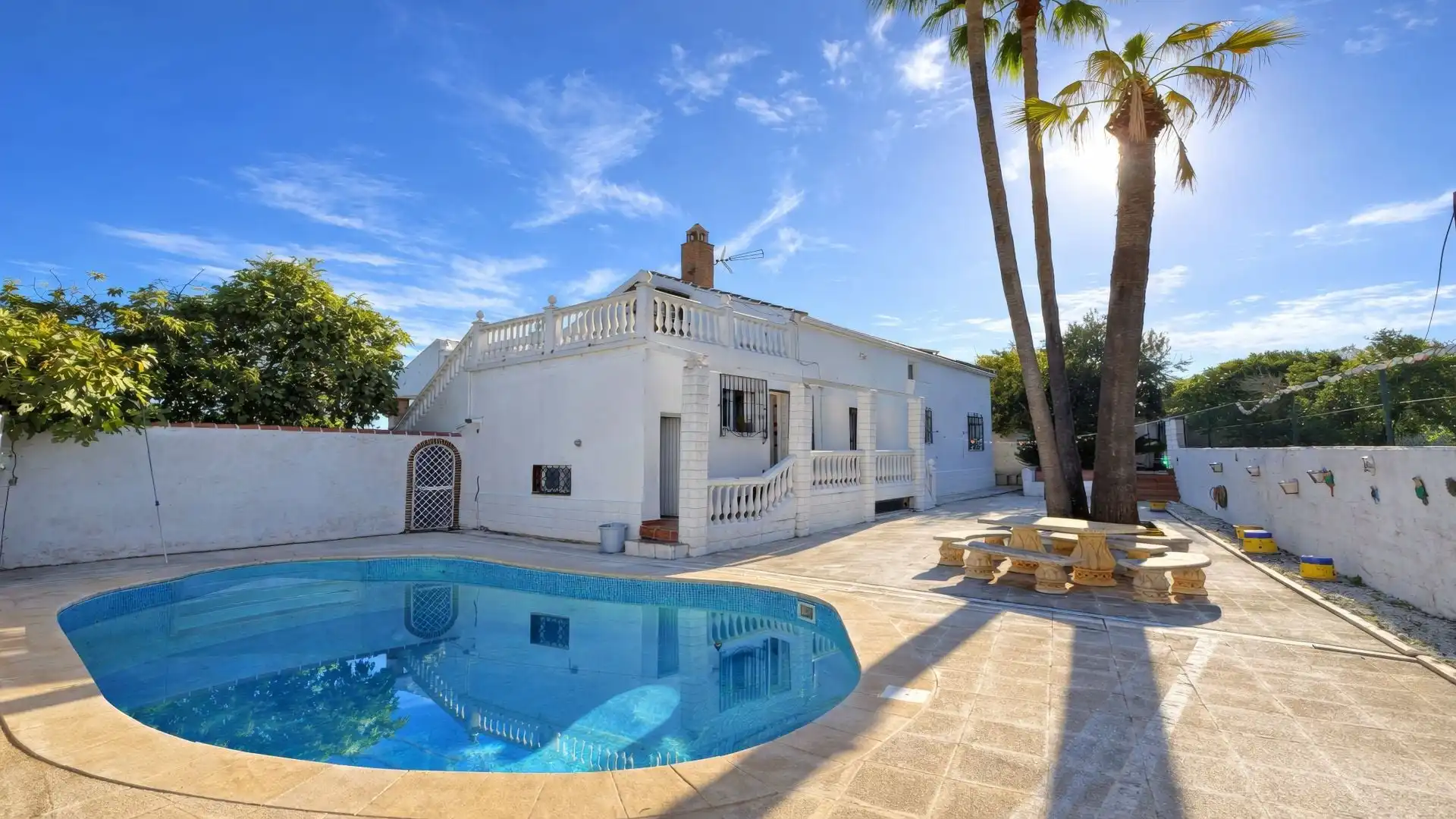 Piscina de Finca rústica en venda en Alhaurín de la Torre amb Aire condicionat, Traster i Piscina
