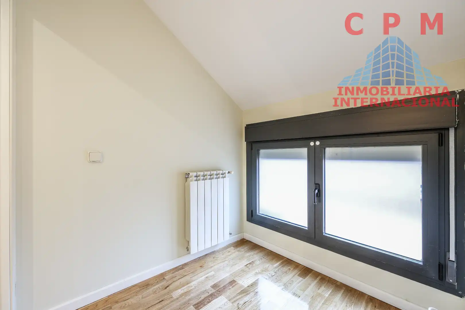 Habitación de Dúplex de alquiler en Madrid con Aire acondicionado, Calefacción y Parquet