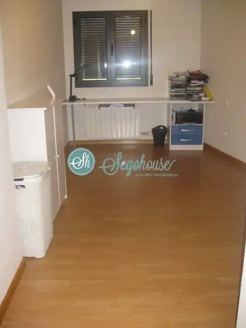 Appartamento con terrazza in vendita a Torrecaballeros, imagen 18
