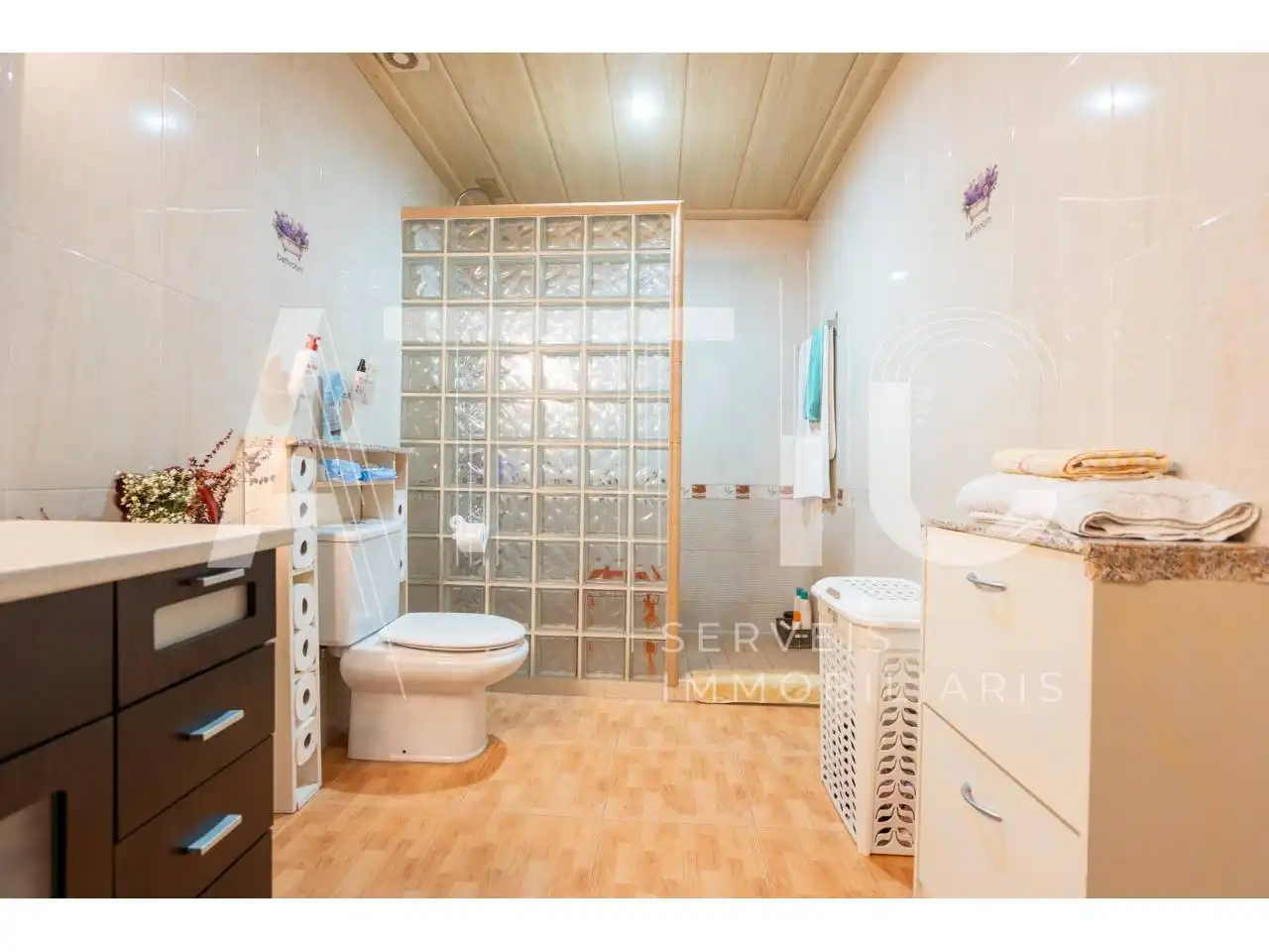 Badezimmer von Maisonette zum Verkauf in Sabadell mit Klimaanlage, Heizung und Terrasse