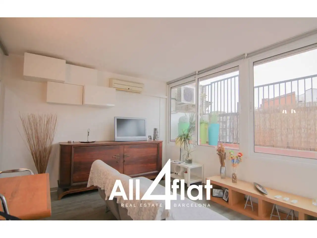 Penthouse to rent in Calle CARTAGENA, imagen 2