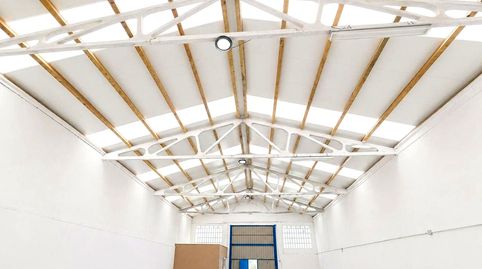 Foto 3 von Fabrikhallen zur Miete in Solares - Valdecilla, Medio Cudeyo