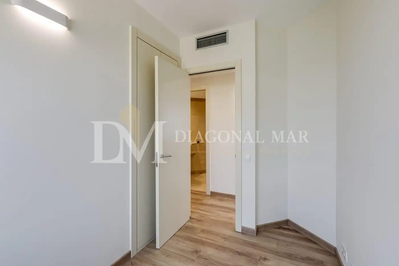 Habitación de Piso en venta en Barcelona con Aire acondicionado, Calefacción y Terraza
