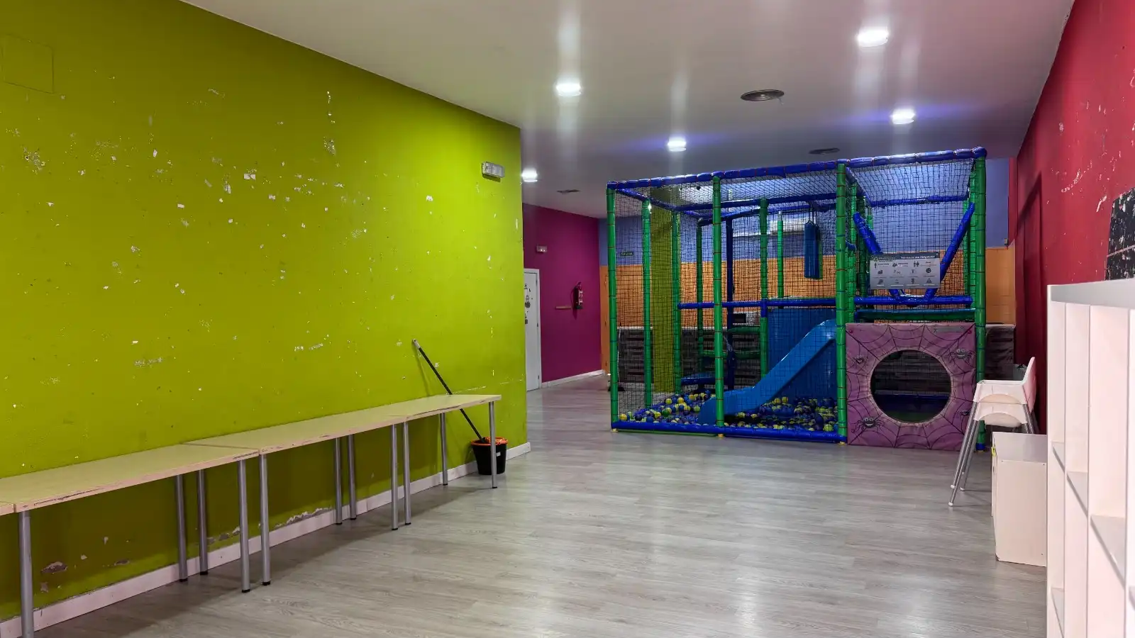 Local en venta en Cáceres con Aire acondicionado