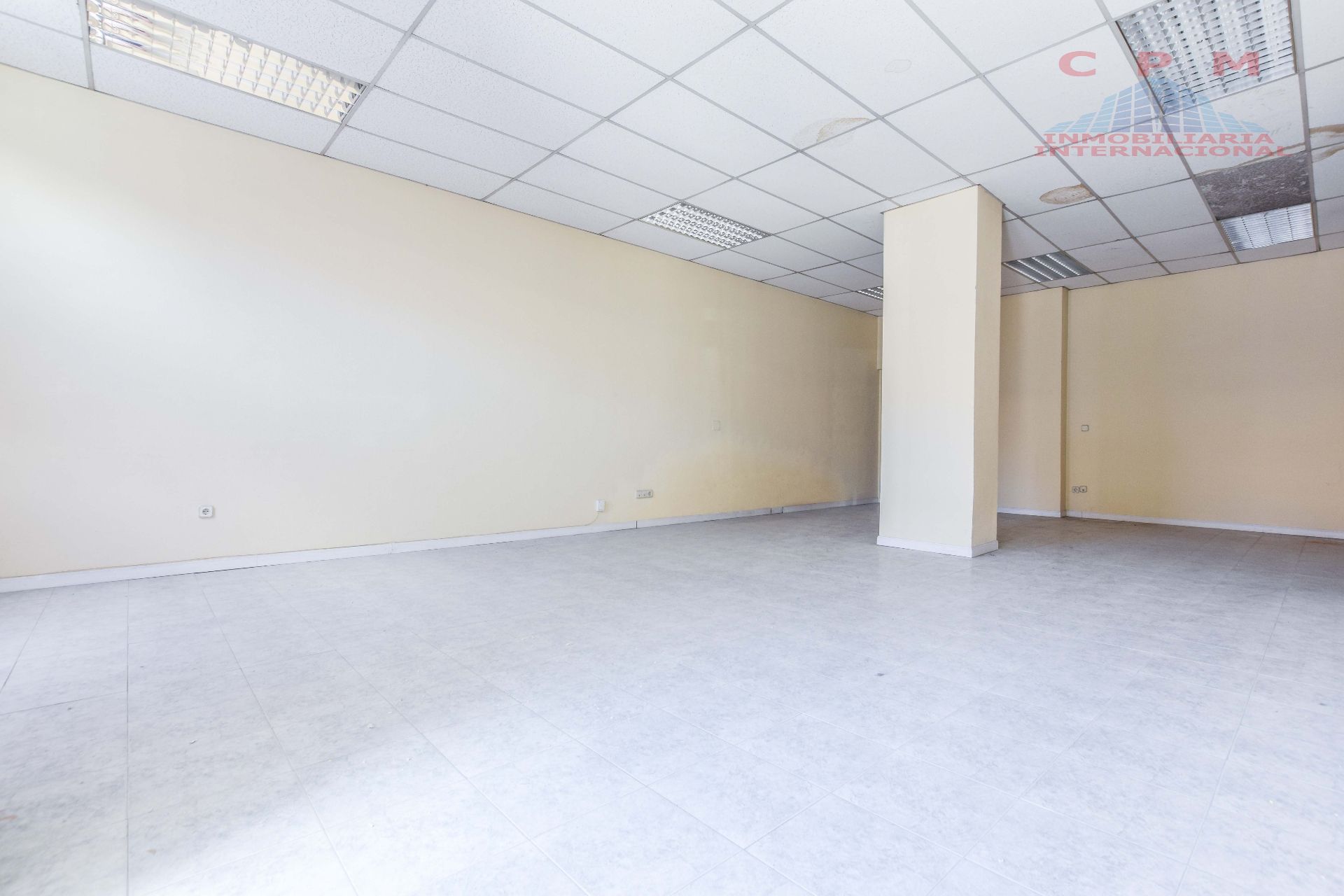 Premises for sale in  Madrid Capital  with Heating