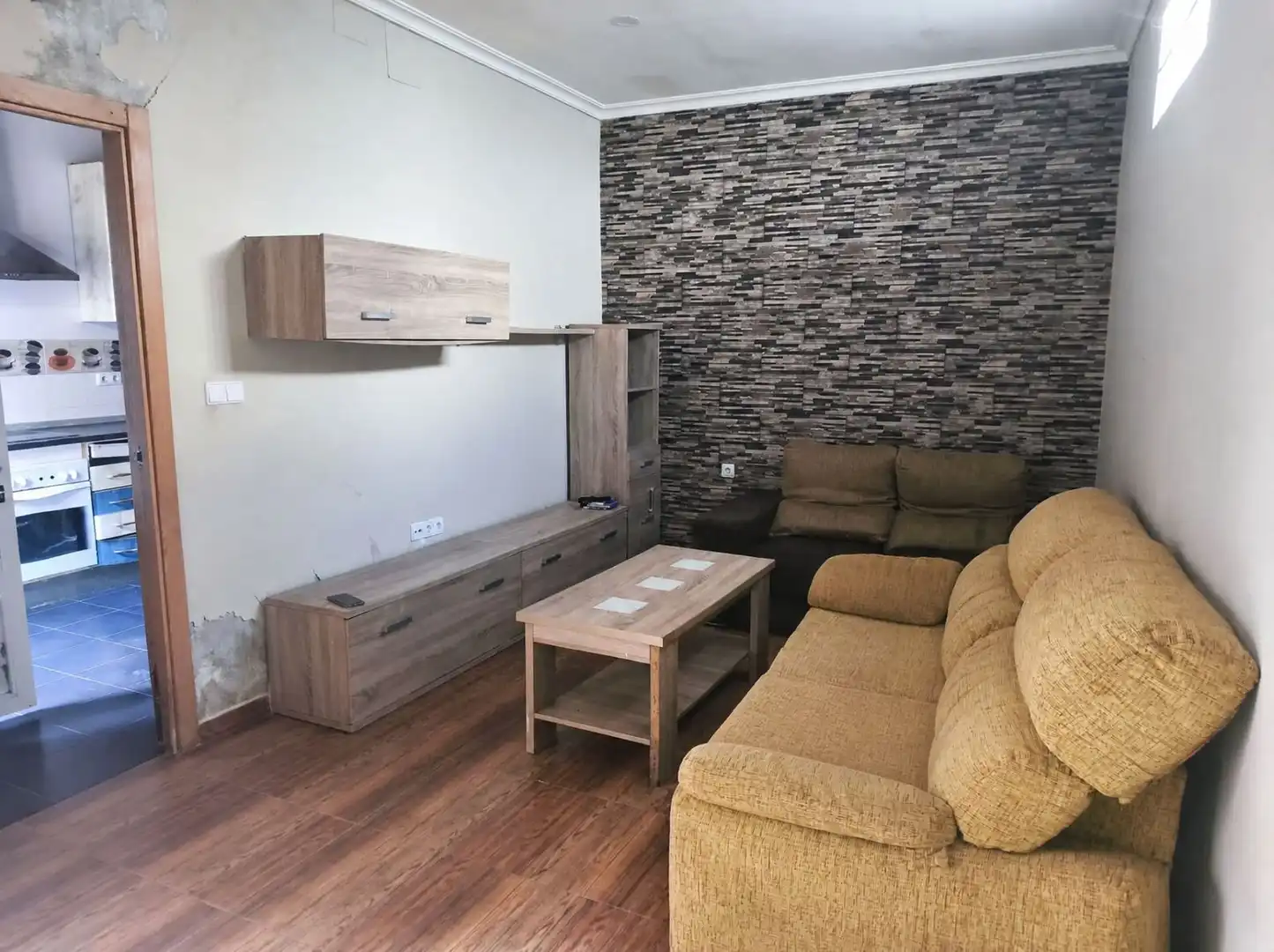 Living room of Houses for sale in Puertollano  with Air Conditioner, Terrace and Storage room