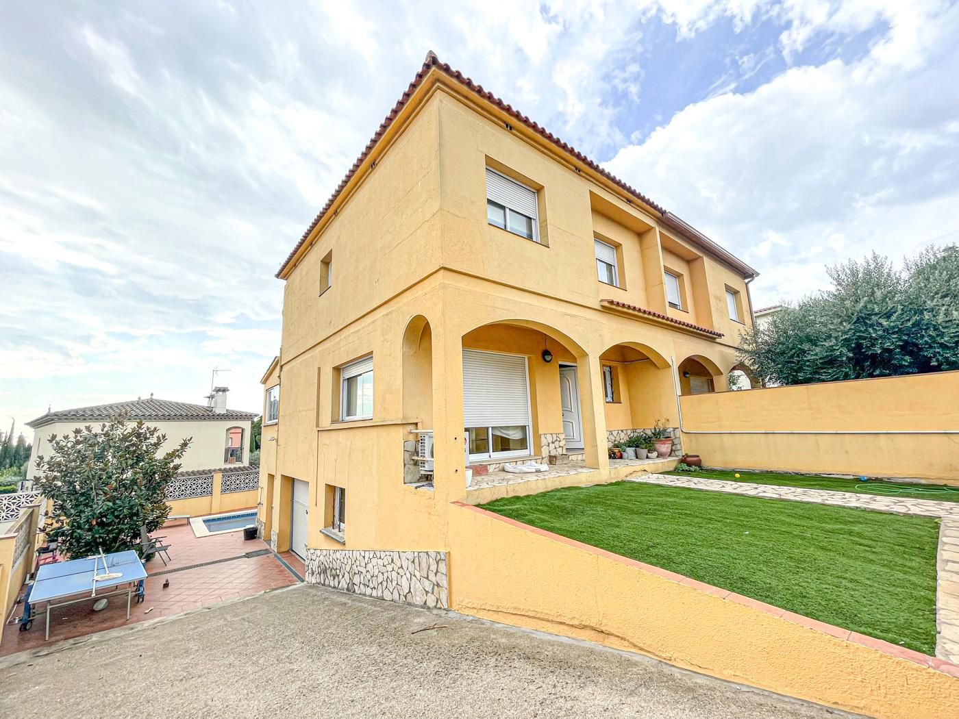 Single-family semi-detached for sale in de Josep Maria de Sagarra, 43, Poble Nou - Olivar Gran
