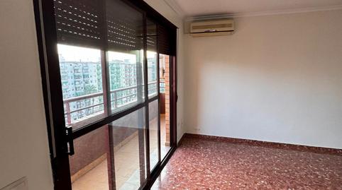 Foto 5 de Pis de lloguer a Avinguda D'ausiàs March, Malilla, Valencia