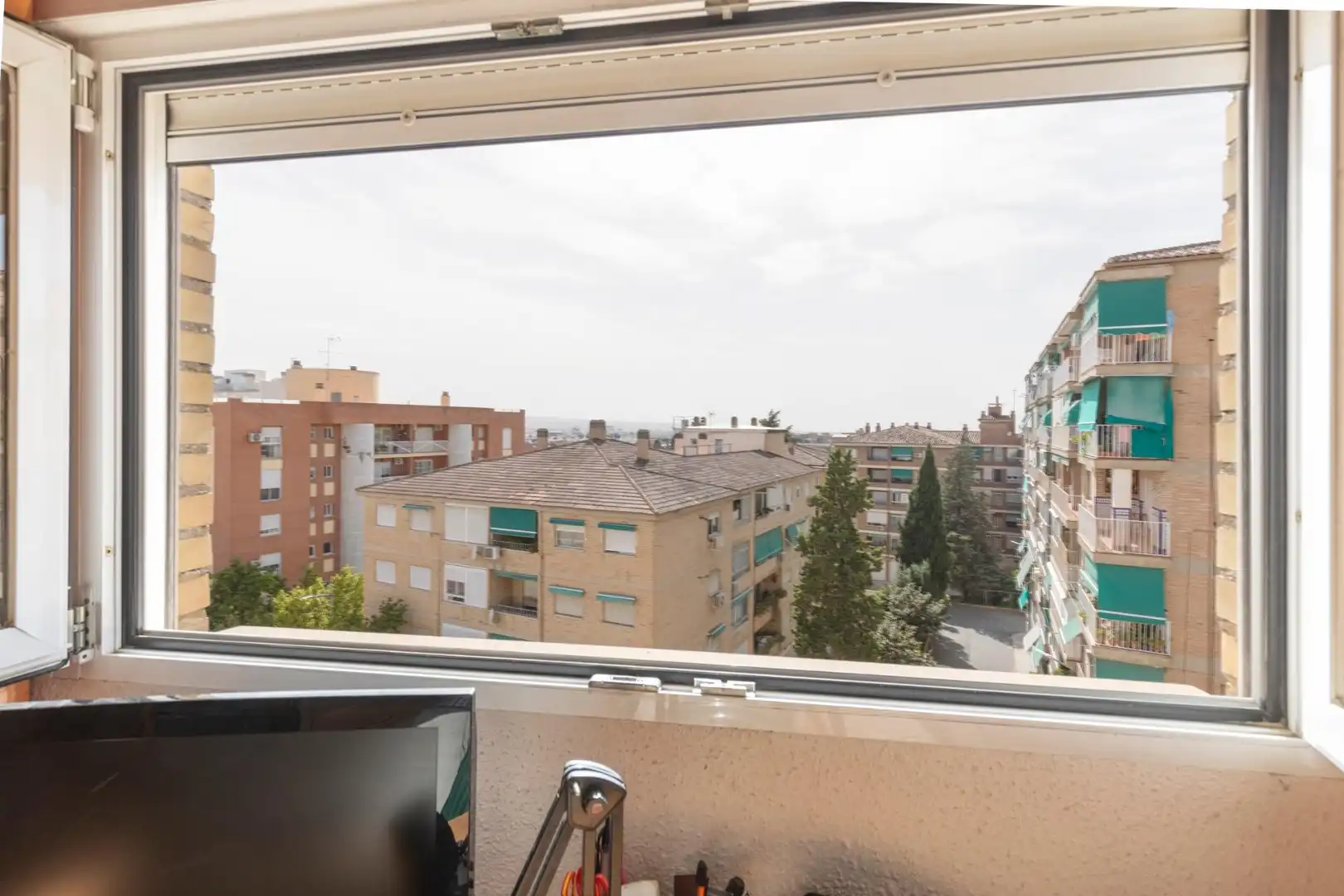 Habitación de Piso en venta en Granada con Aire acondicionado, Calefacción y Balcón