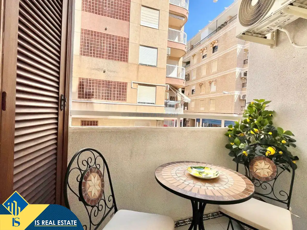 Apartamento con ascensor en venta en Playa de los Locos, imagen 15