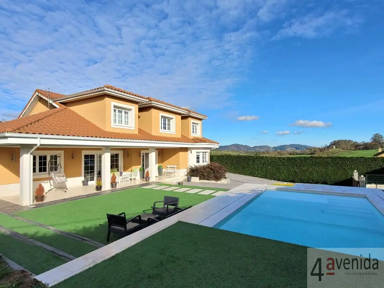 Exterior view of Houses for sale in Las Regueras    with Heating, Private garden and Swimming Pool