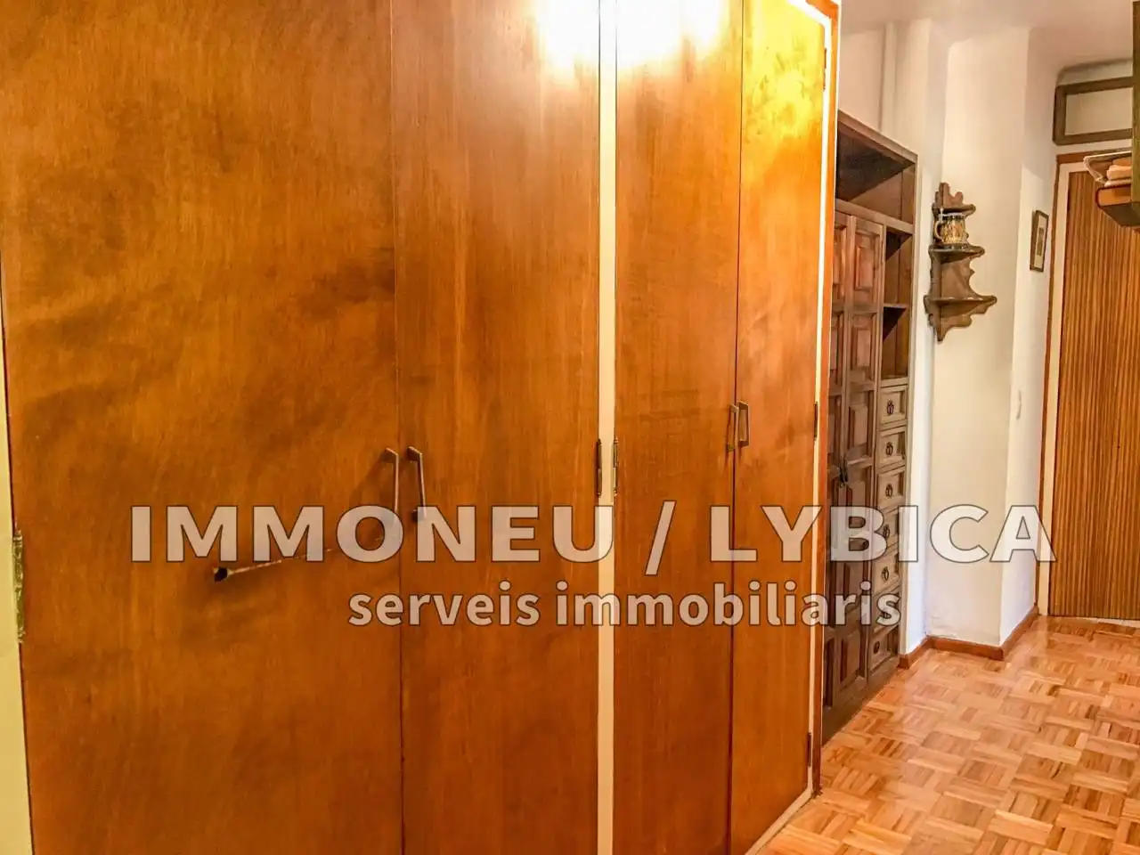 Habitación de Apartamento en venta en Alp con Calefacción, Parquet y Terraza