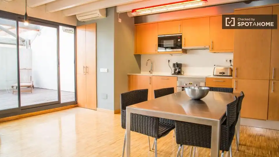 Habitació a Sant Gervasi- Galvany