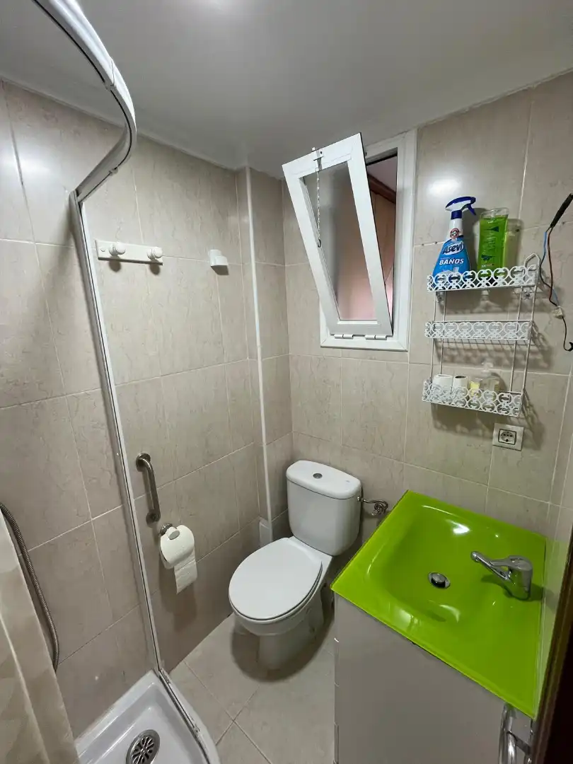 Baño de Piso de alquiler en Badajoz con Aire acondicionado, Calefacción y Parquet