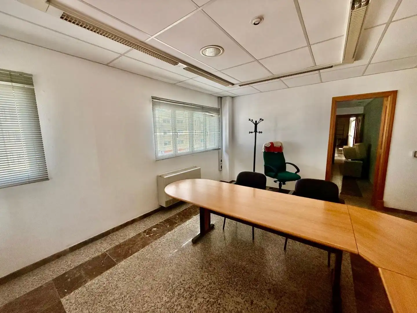 Büro zum Verkauf in  Palma de Mallorca mit Klimaanlage, Heizung und Terrasse