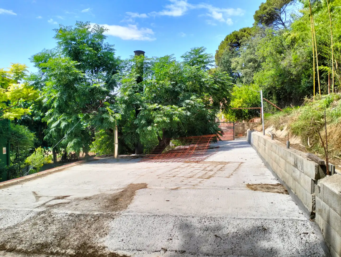 Vista exterior de Casa o xalet en venda en Cervià de Ter amb Jardí privat, Terrassa i Balcó
