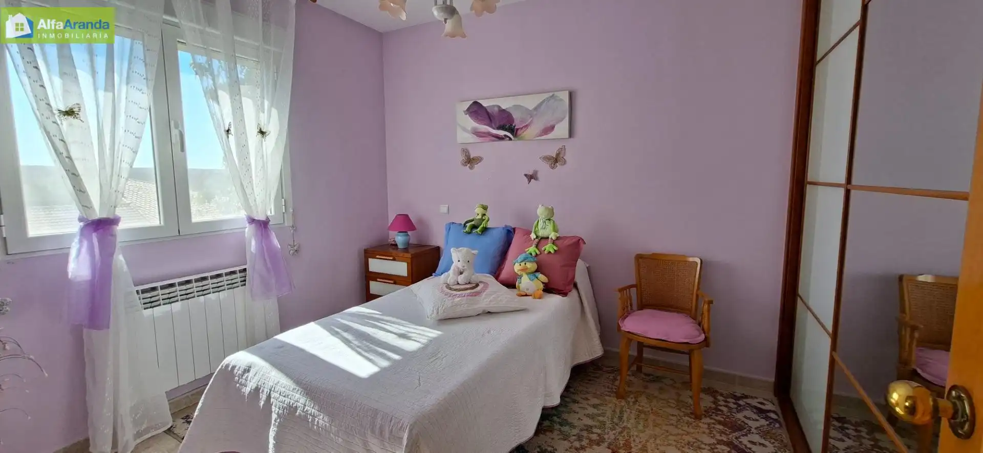 Dormitori de Casa o xalet en venda en Fuentenebro amb Calefacció, Jardí privat i Traster