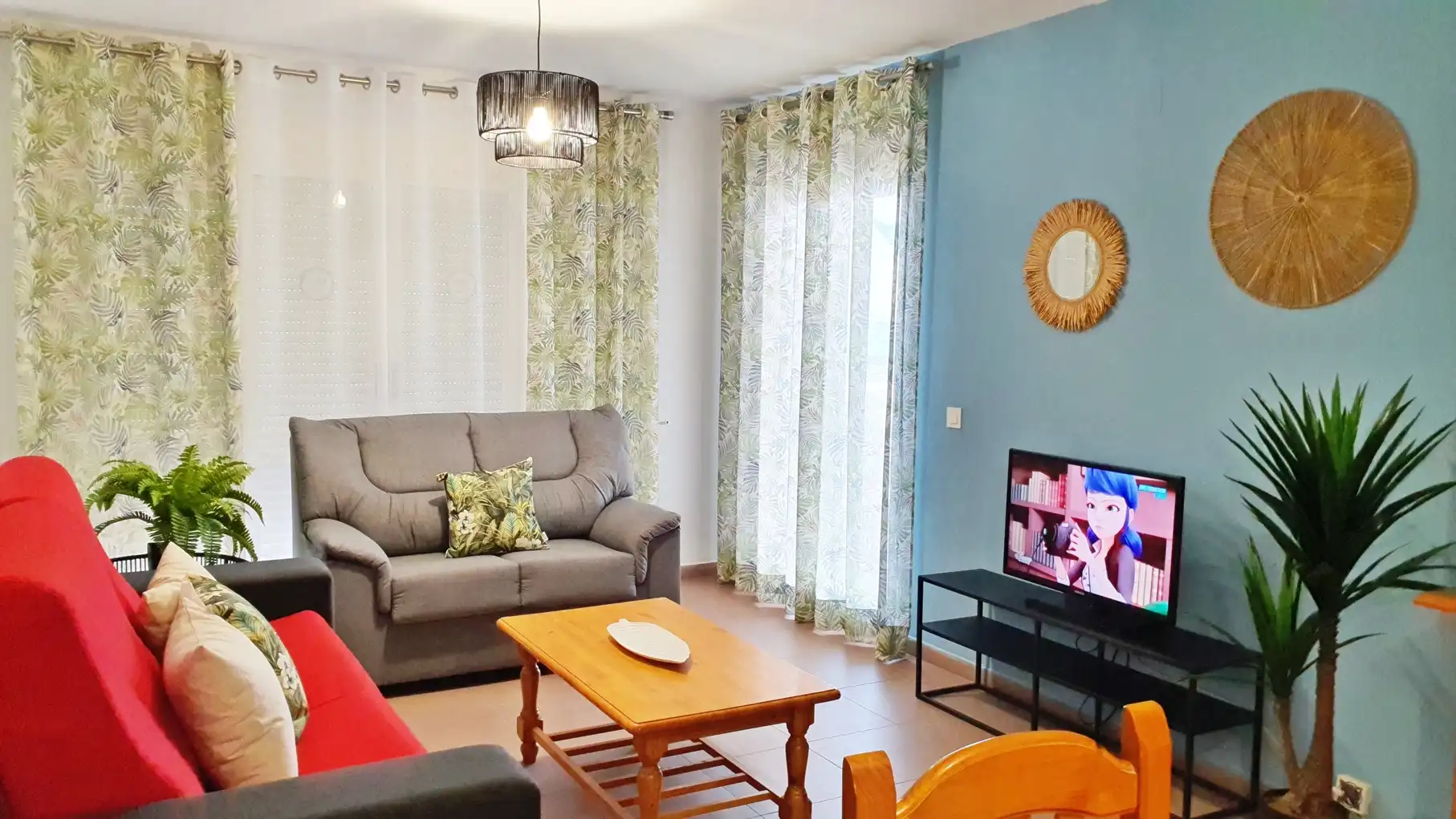 Wohnzimmer von Wohnungen zur Miete in Gandia mit Terrasse, Möbliert und Ofen