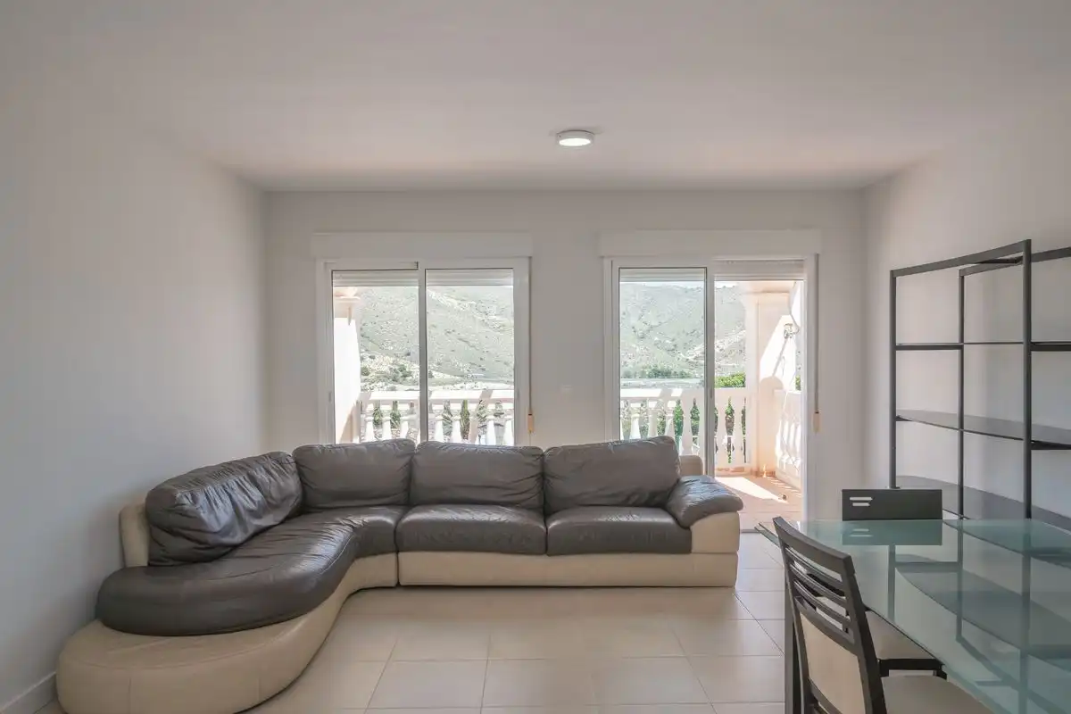 Casa pareada con terraza en venta en Carrer d'Oriola, imagen 10