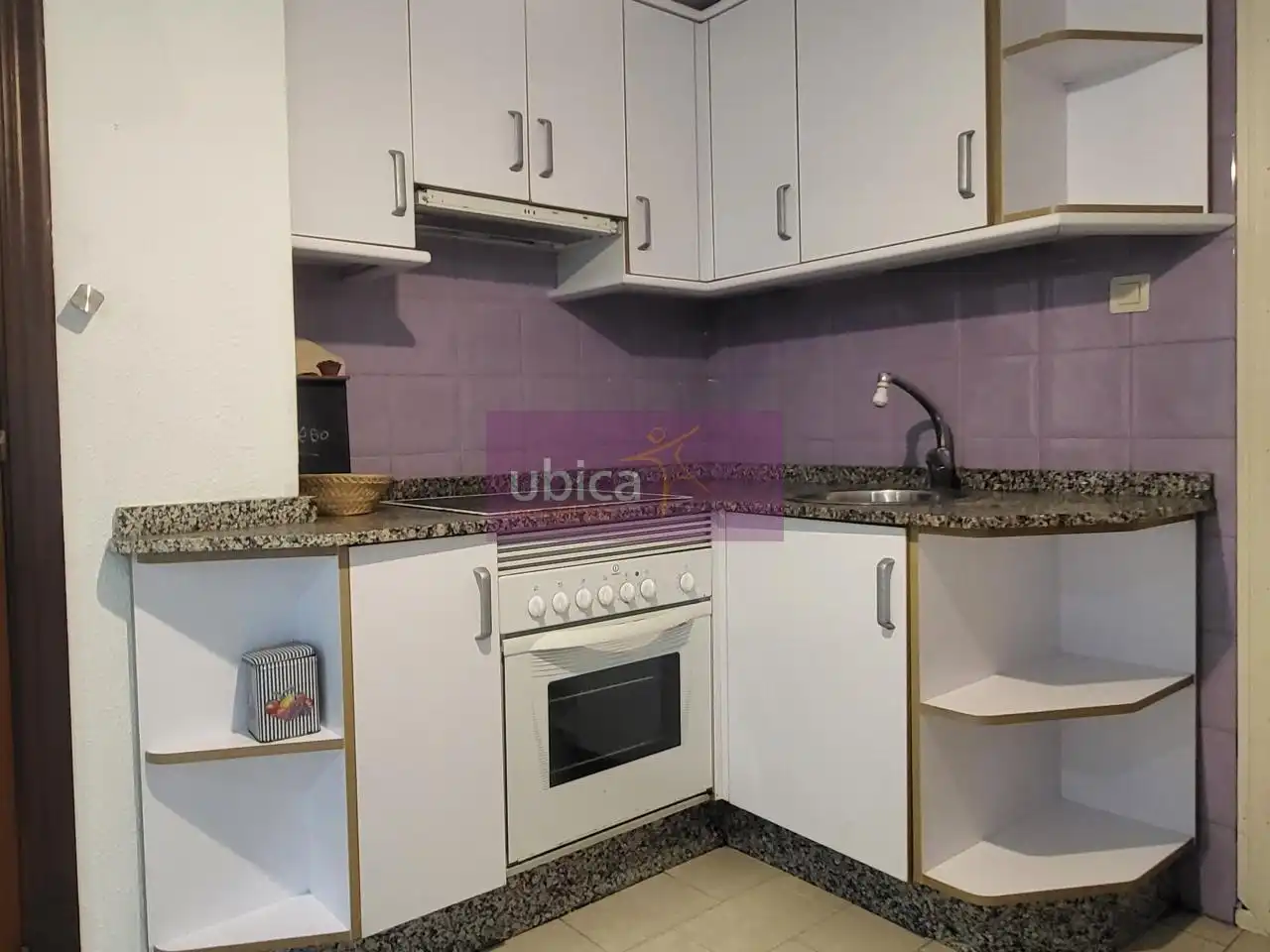 Kitchen of Flat for sale in Vigo 