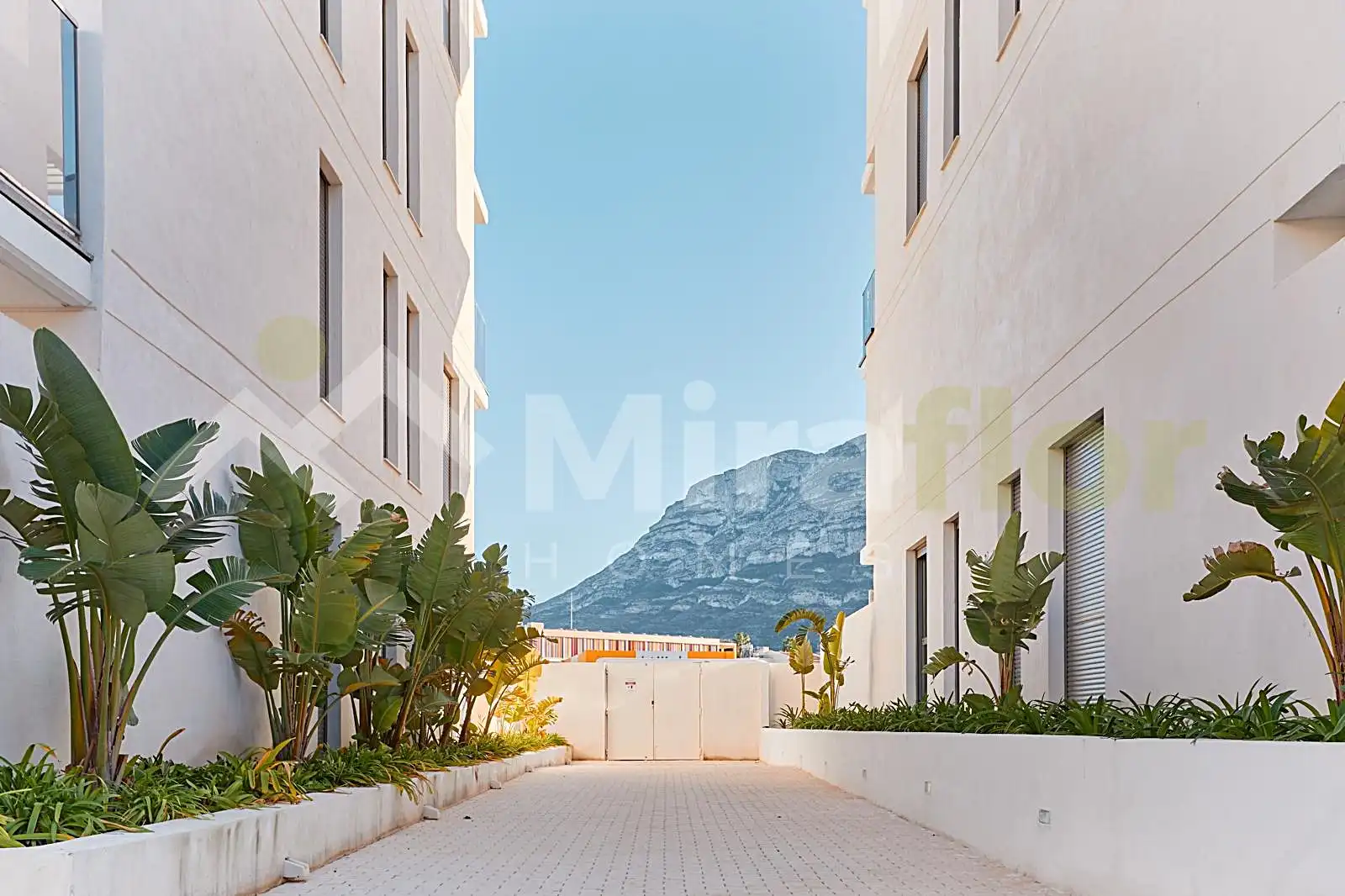 Exterior view of Attic for sale in Dénia  with Air Conditioner, Terrace and Storage room
